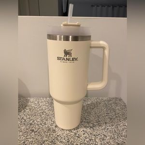 Stanley Thirst Quencher 40oz